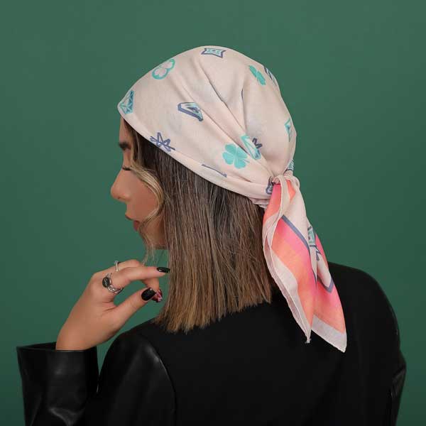 روسری اسکارف