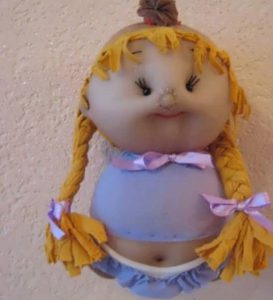 ساخت عروسک با جوراب زنانه ساده