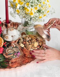 سفره یلدا مسی