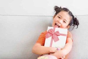 خرید هدیه روز کودک برای دختر